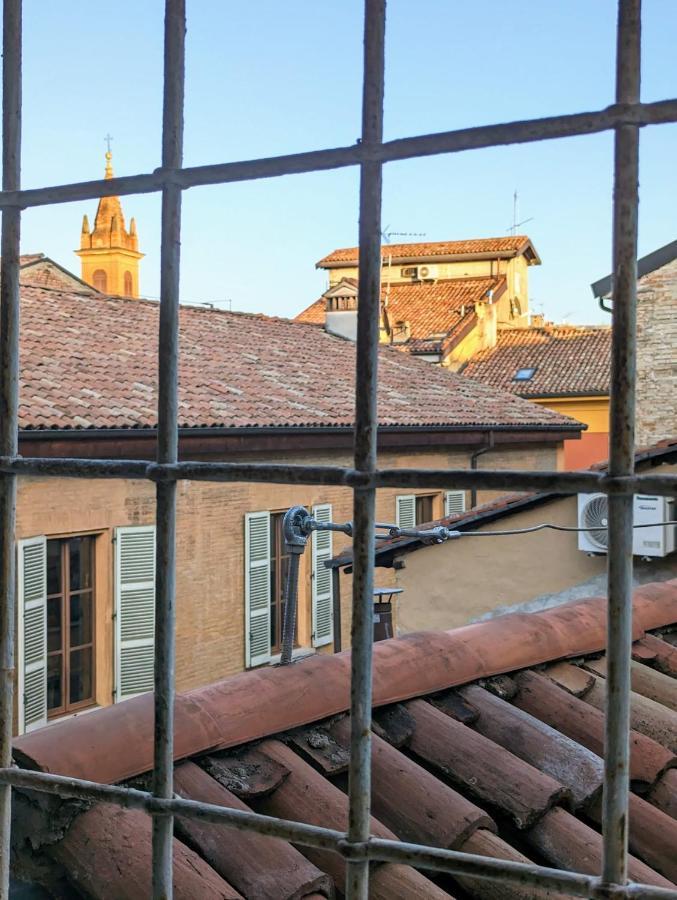 Appartamento Appena Ristrutturato Bologna Centro Storico Esterno foto